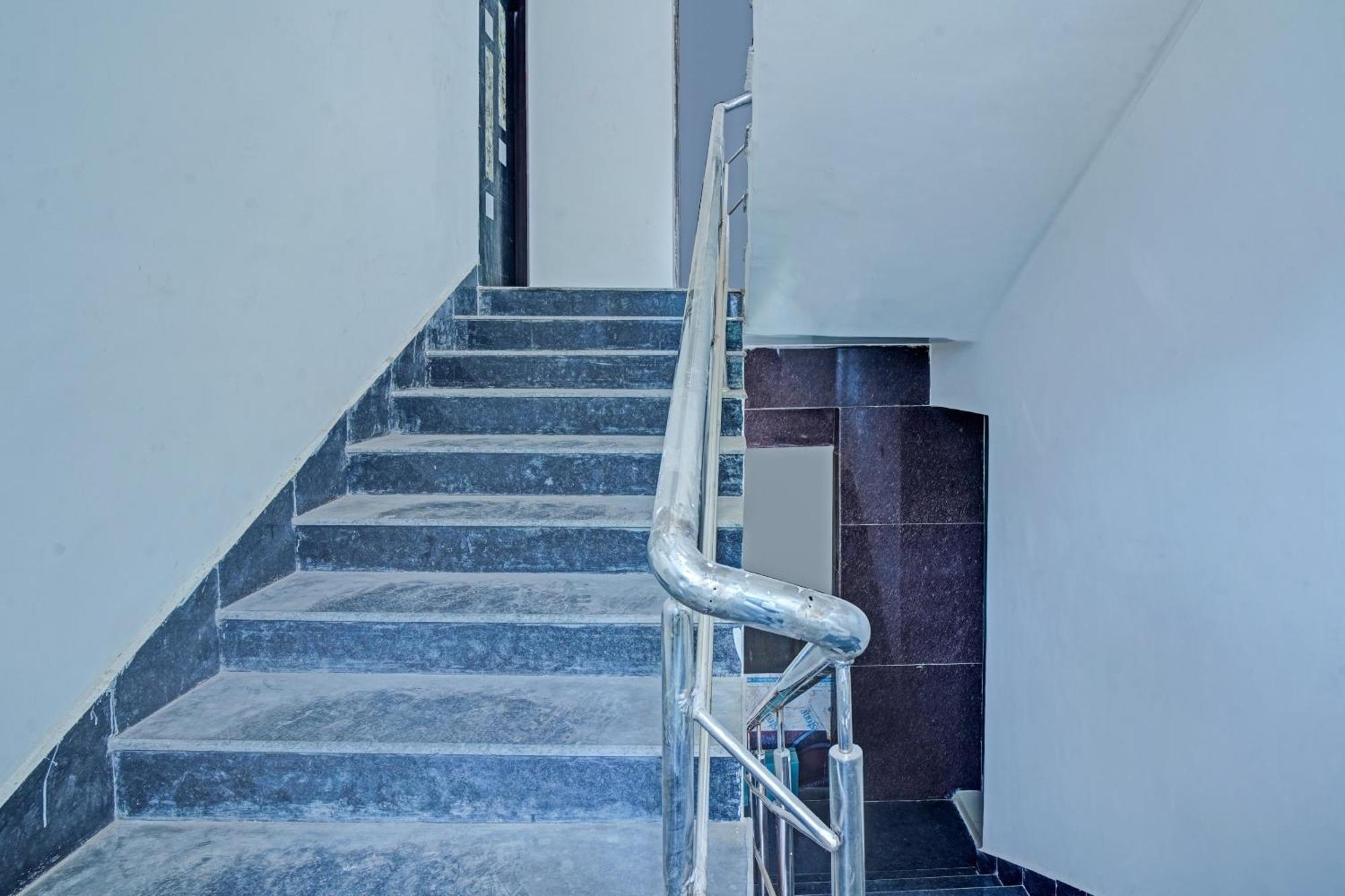 Flagship Hotel Sneh Inn Rms Colony Πάτνα Εξωτερικό φωτογραφία